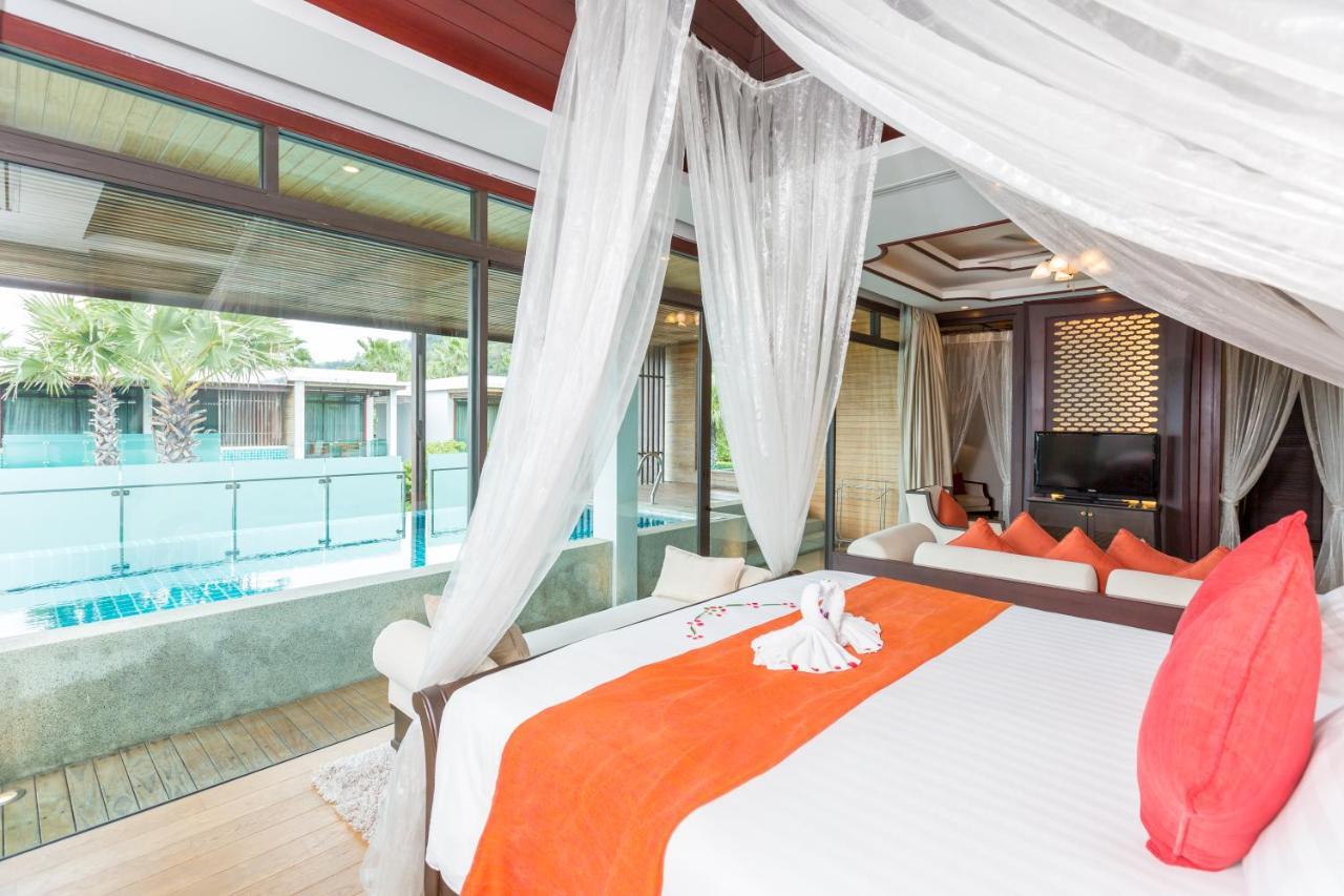 Wyndham Sea Pearl Resort, Phuket Patong Dış mekan fotoğraf A bedroom at the resort