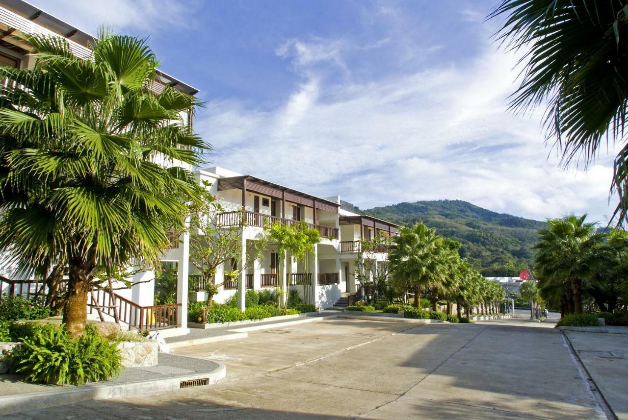 Wyndham Sea Pearl Resort, Phuket Patong Dış mekan fotoğraf Residential area